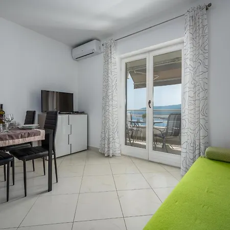 Apartman Luciana *