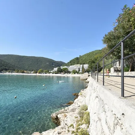 Luciana Apartman Rabac